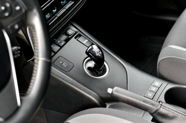 Toyota Auris _1.8 136KM_HYBRID_Led_Kamera_Climatronic_Serwis_