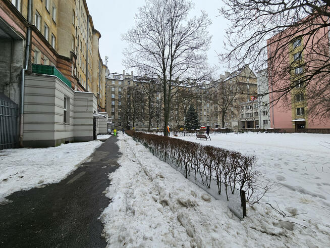 Mieszkanie Warszawa gm. Wola Wola, Żelazna