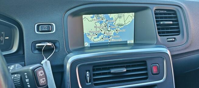 Volvo V60 2.0 D3 5-Cylindrów Lift Led Navi Skóra Parktronik