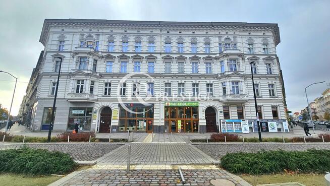 Mieszkanie z potencjałem i widokiem na Plac Zgody