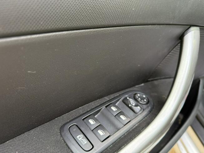 Peugeot 308 SW Exclusive*1.6Hdi*6*Biegów*Navi*Panorama*Alu*17*Grzane*Fotele*Klimatron