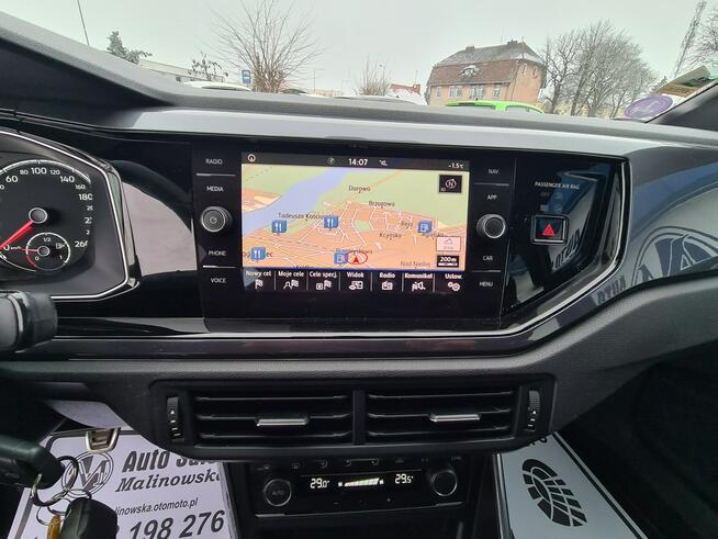 Volkswagen Polo R-Line Navi 2xPDC Klimatronik Full Led Sensory Tempomat Halogeny Alu