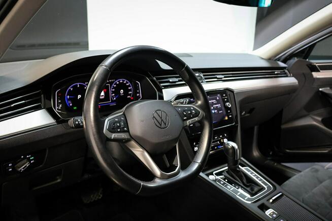 Volkswagen Passat Lift*Elegance*Salon Polska*I Właściciel*DSG*IQ Light*VC*Vat23%