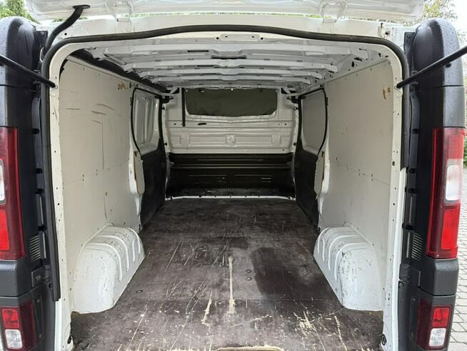 Opel Vivaro Bardzo dobry stan, Mały przebieg, 2 x drzwi przesuwne.