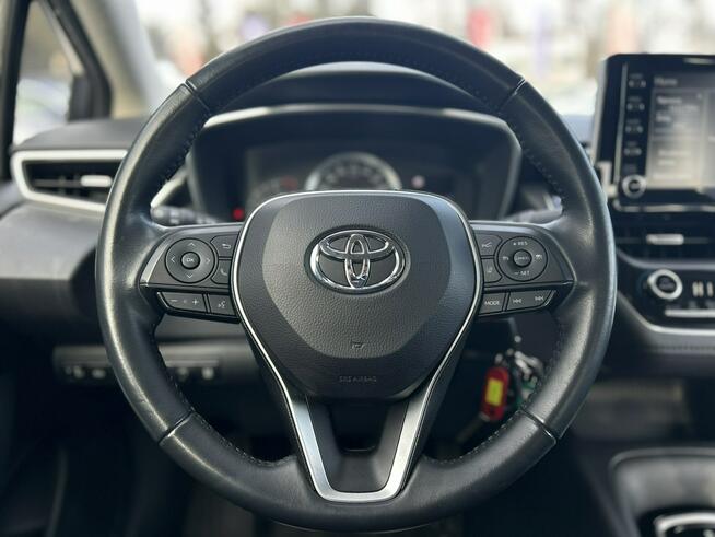 Toyota Corolla Salon Polska Poleasingowy I właściciel Serwis ASO VAT 23% Bezwypadkowy