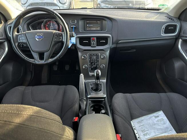 Volvo V40 1.6 benzyna YOU 120KM BIXENON pdc BEZWYPADEK 2015