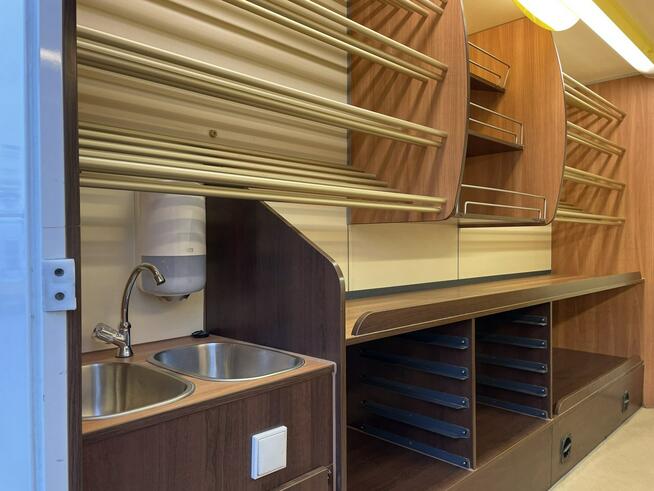 Renault Master Autosklep pieczy Gastronomiczny Food Truck Foodtruck Sklep Borco 2013