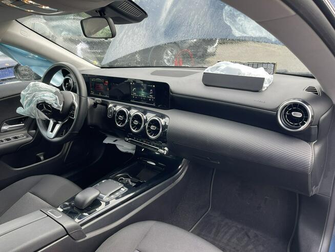 Mercedes CLA 180 ShootingBrake Automat Podgrzewanie Kamera Klimatronik