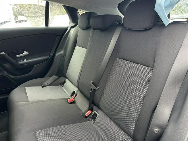Mercedes CLA 180 ShootingBrake Automat Podgrzewanie Kamera Klimatronik