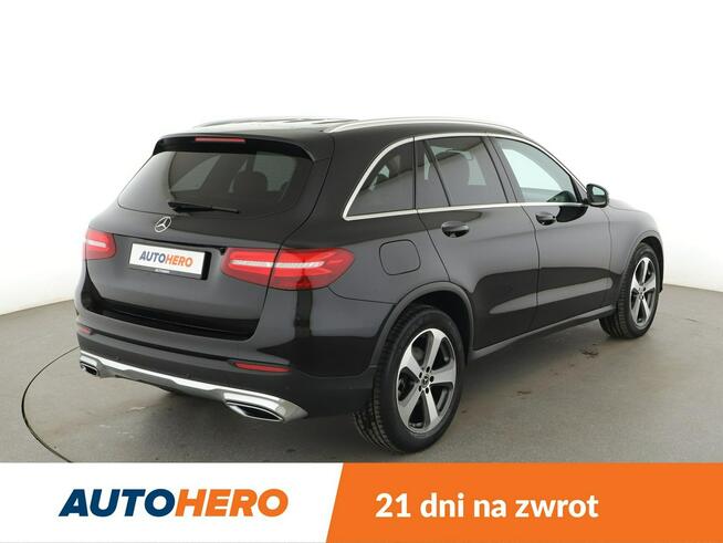 Mercedes GLC 220 4x4, Kamera, Skóra, Panorama, Podg.fotele, Navi