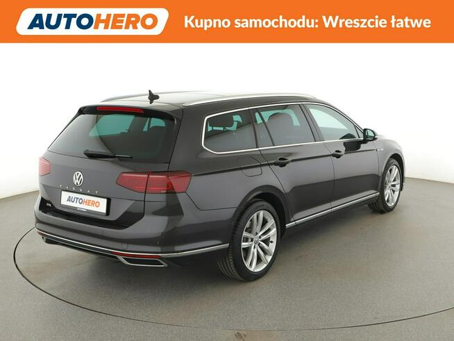 Volkswagen Passat FV23 Panorama Navi Alcantara GrzaneFotele Ergo DYNAUDIO DCC Matrix KAM