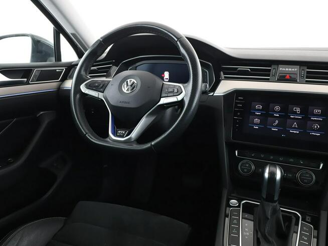 Volkswagen Passat FV23 Panorama Navi Alcantara GrzaneFotele Ergo DYNAUDIO DCC Matrix KAM