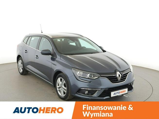 Renault Megane navi klima czujniki parkowania bluetooth