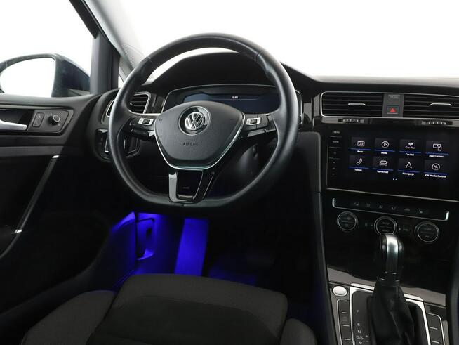 Volkswagen Golf Highline automat 150KM virtual navi PDC-kamera climatronic ACC LED