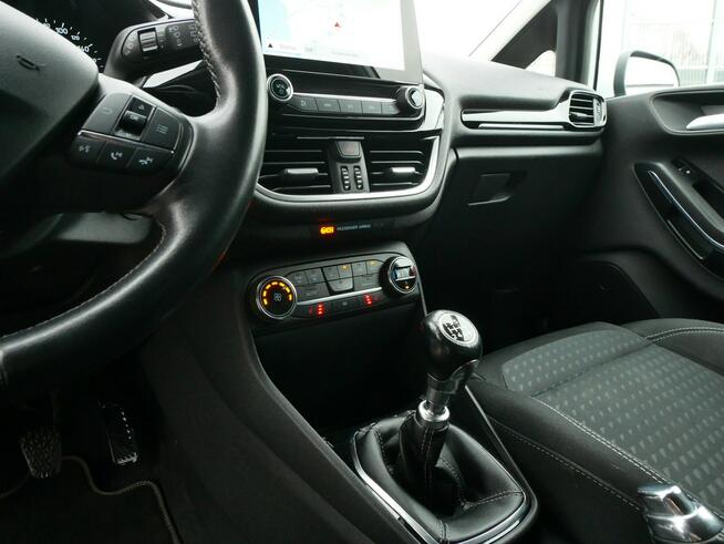 Ford Fiesta VIII 1.0 E-Bst 100M Eu6 -Pakiet zima -Kamera -Navi -2xPDC -Tempomat