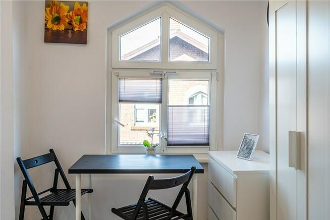 Do wynajęcia jasna kawalerka, Parkowa 15