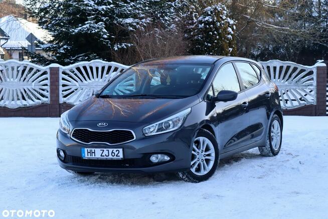 Kia Cee'd 1.6 GDI Dream Team Edition