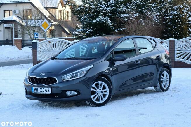 Kia Cee'd 1.6 GDI Dream Team Edition