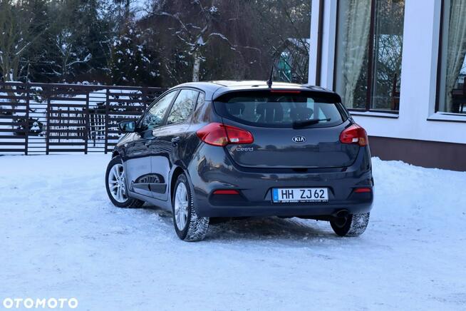 Kia Cee'd 1.6 GDI Dream Team Edition