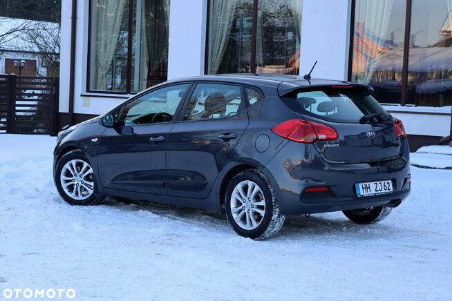 Kia Cee'd 1.6 GDI Dream Team Edition