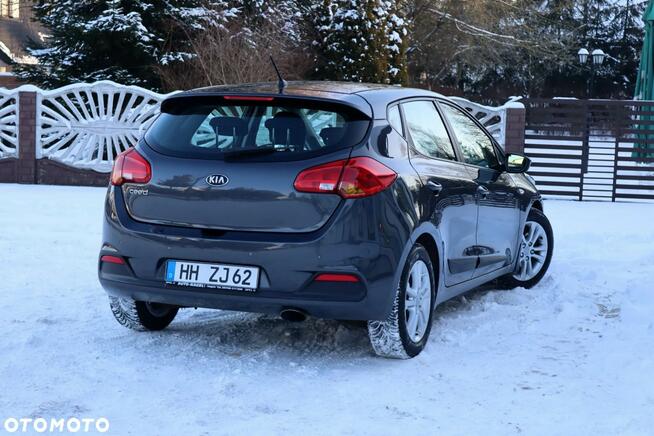 Kia Cee'd 1.6 GDI Dream Team Edition