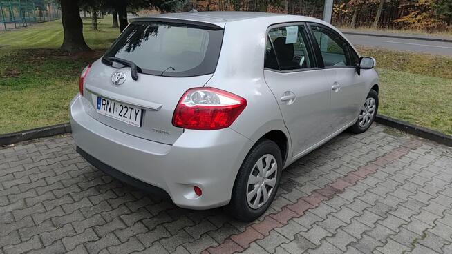 TOYOTA AURIS 1,4 2013/14 SALON 72000 KM