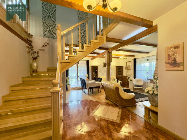 Wyjątkowa nieruchomość z własnym stawem w Ptakach!