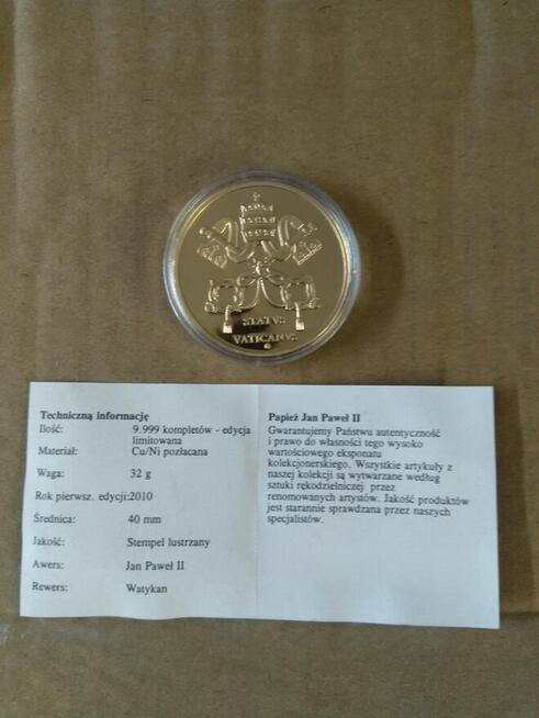 42. Medal okolicznościowy z serii Papieże Nowożytni