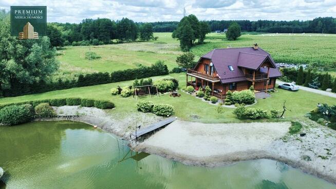Wyjątkowa nieruchomość z własnym stawem w Ptakach!