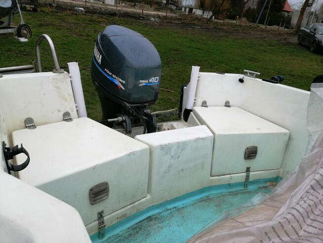 Jacht, łódź motorowa - kabinowa OMC, bez silnika z przyczepą