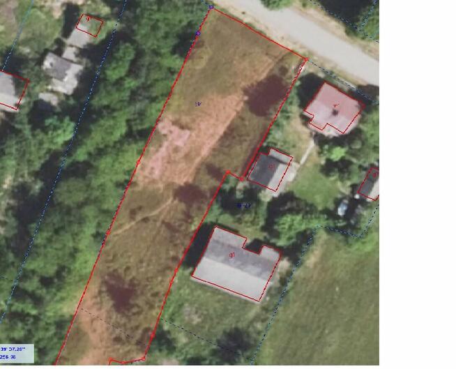 Atrakcyjna działka w otoczeniu zabudowy i zieleni