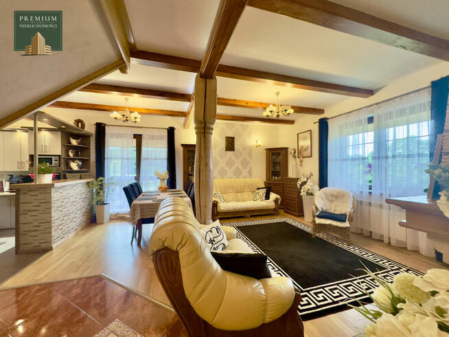 Wyjątkowa nieruchomość z własnym stawem w Ptakach!