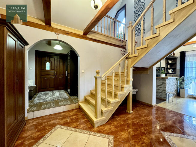 Wyjątkowa nieruchomość z własnym stawem w Ptakach!