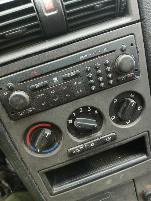 Sprzedam wyświetlacz kolorowy z radiem Opel Astra G