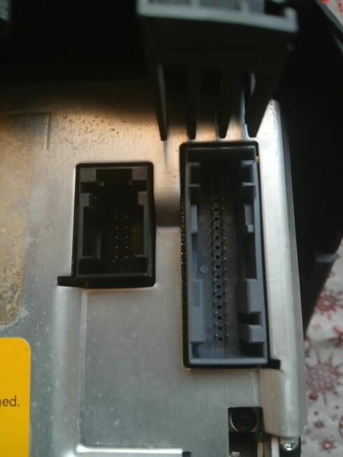 Sprzedam wyświetlacz kolorowy z radiem Opel Astra G