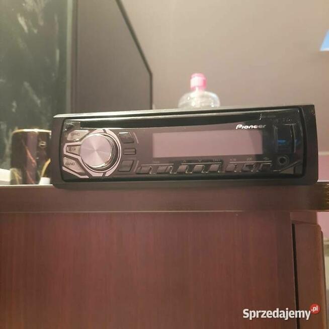 Radio Pioneer cd / mp3 / aux / usb stan bdb