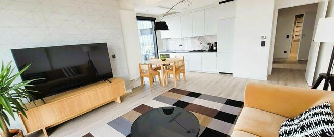 Luksusowy apartament 3-pokojowy na 25. piętrze