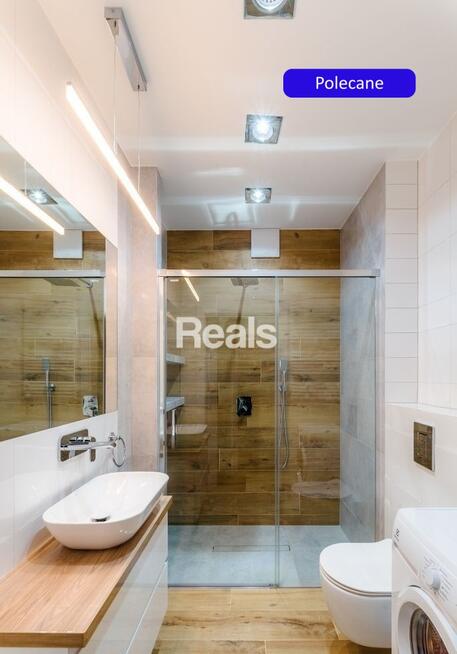 Z parkingiem i komórką