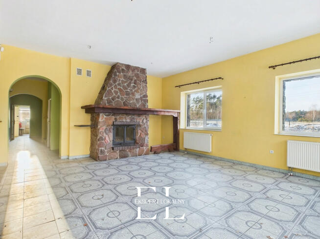 Działka usługowa Siestrzeń gm. Żabia Wola, Bliska