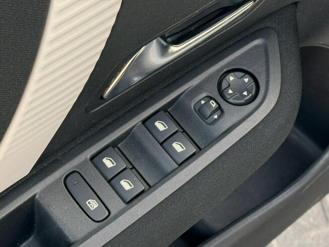 Citroen C4 1,5HDi 110KM Feel/Navi/FullLed/Tempomat/Kamera/PDC/Serwis/Model2022