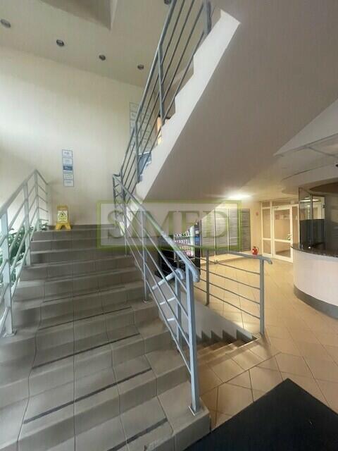 Male biuro , ochrona , monitoring, parking