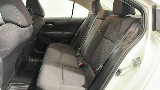 Toyota Corolla 1.8 Hybrid GPF Active sedan