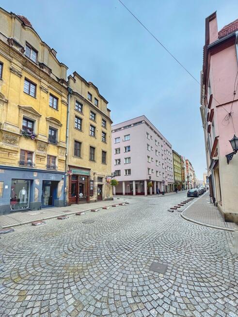 Narożna kamienica przy ul. Długiej 6