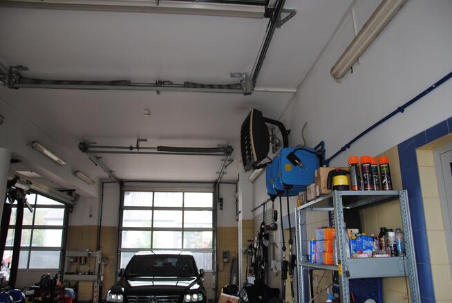 Warsztat samochodowy Budynek usługowo-mieszkalny