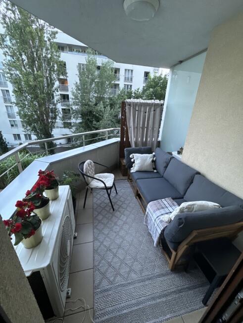 Przestronne 3-pokojowe mieszkanie z balkonem