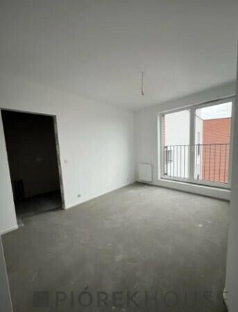 5-pokojowe mieszkanie na Bielanach