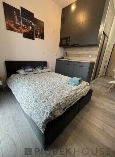 Kawalerka na Włochach