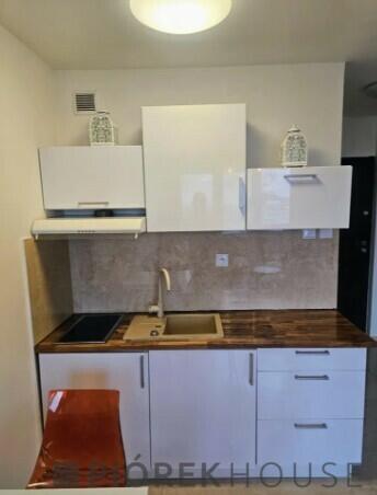 Kawalerka na Ochocie