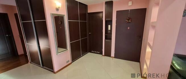 5-pokojowe mieszkanie na Włochach