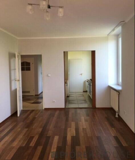 4-pokojowe mieszkanie na Pradze-Południe